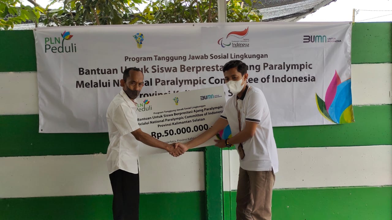 Bantu Atlet Paralympic Kalsel, PLN Beri Rp 50 Juta untuk Beli Kursi Roda dan Kaki Palsu